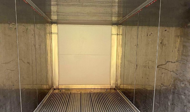 20ft Insulated Container